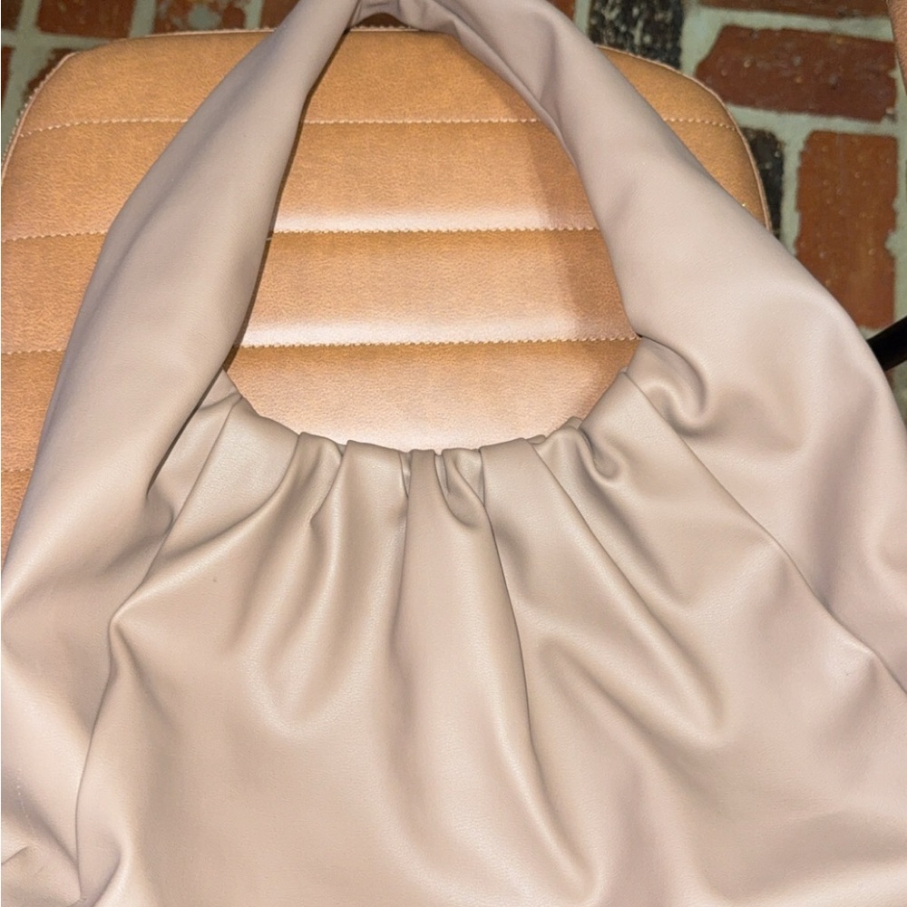 Elegant Tan Women's Bag